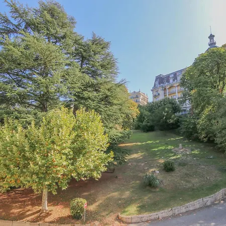 Dans Palace Beausite En Etage Proche Commodites Apartment Aix-les-Bains
